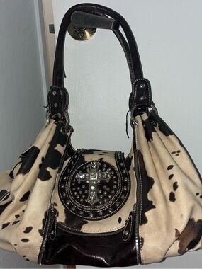 Studded Cross Accent Cowhide Purse - Black & Cream